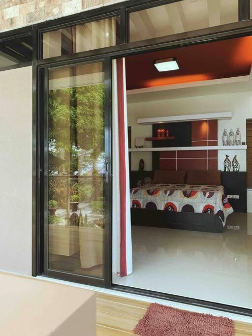 Beach Getaway Studio Villa In Lobo Exterior foto
