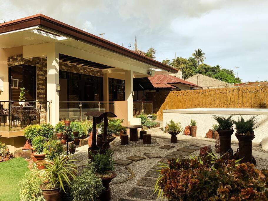 Beach Getaway Studio Villa In Lobo Exterior foto