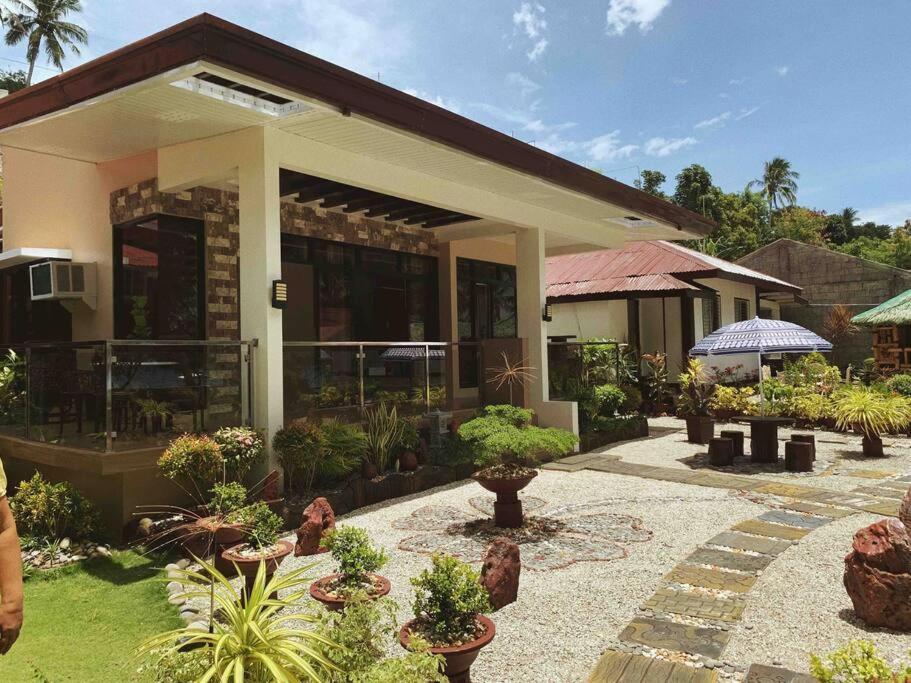 Beach Getaway Studio Villa In Lobo Exterior foto